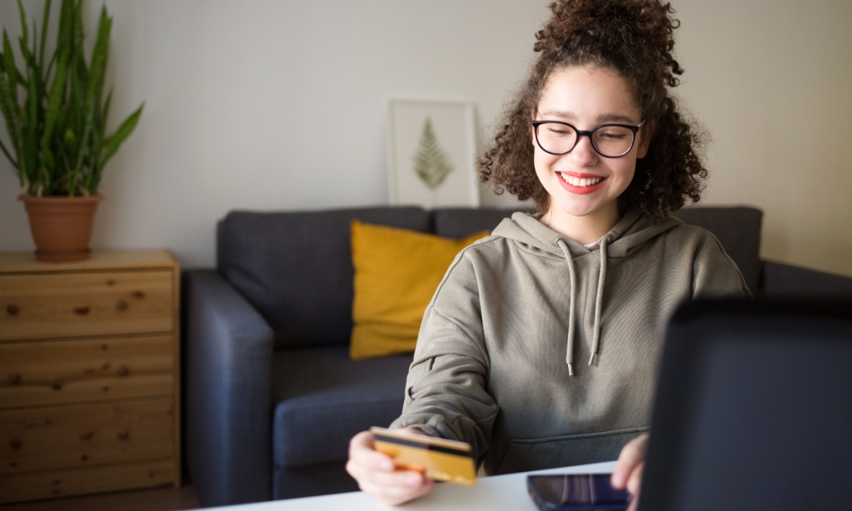 58% of Gen Z Shoppers Prefer Debit Cards for Online Shopping