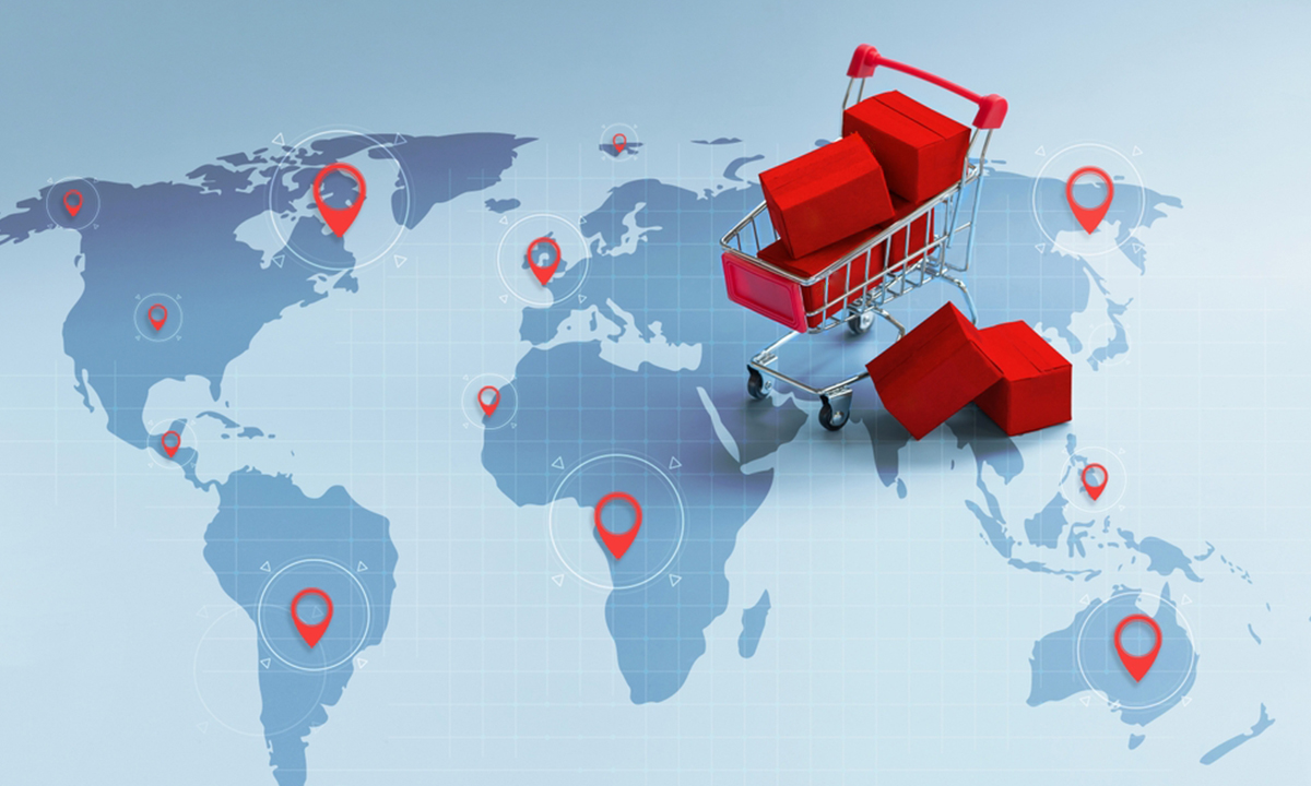 Almost All Cross-Border Shoppers Want to Use Local Currency